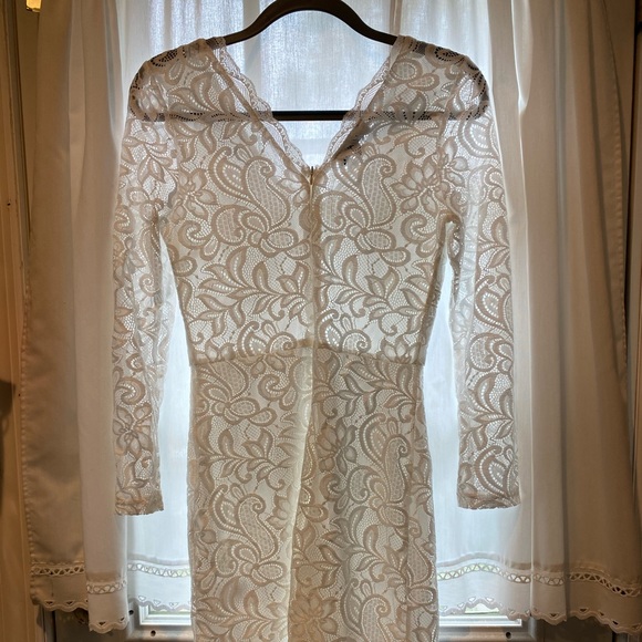 Little White Dress - Picture 2 of 3